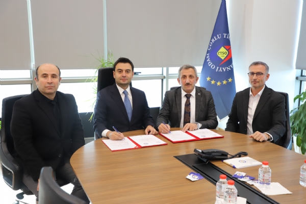 Çorlu Ticaret ve Sanayi Odası ile Çorlu İlçe Milli Eğitim Müdürlüğü Arasında “Kursun Kariyerin Olsun” Projesi Kapsamında İş Birliği Protokolü İmzalandı