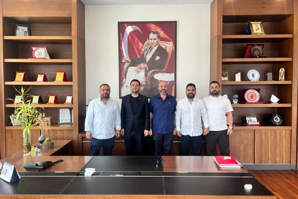 Yıldız Boya İnşaat ve Reisbey Balık Restoranı´ndan Çorlu Ticaret ve Sanayi Odası Yönetim Kurulu Başkanı İzzet VOLKAN´a Ziyaret