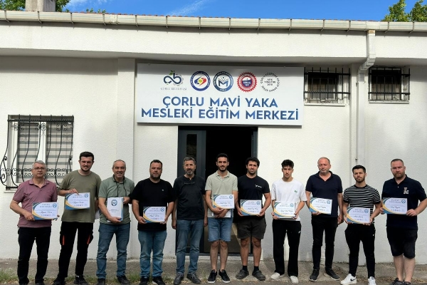 Çorlu´da Sanayinin "Mavi Yaka" Seferberliği Büyüyor: İki Önemli Eğitim Daha Tamamlandı
