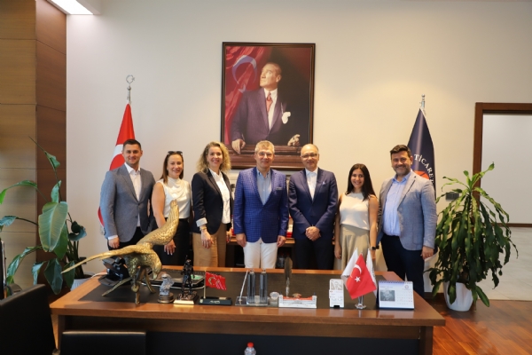 Gi Group Heyetinden Çorlu Ticaret ve Sanayi Odası Meclis Başkanı Erdim NOYAN´a Ziyaret
