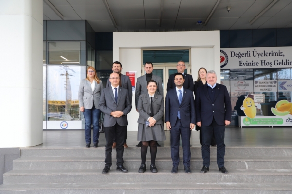 İyi Parti Tekirdağ Milletvekili Sayın Selcan TAŞCI´dan Çorlu Ticaret ve Sanayi Odası Yönetim Kurulu Başkanı İzzet VOLKAN´a Ziyaret