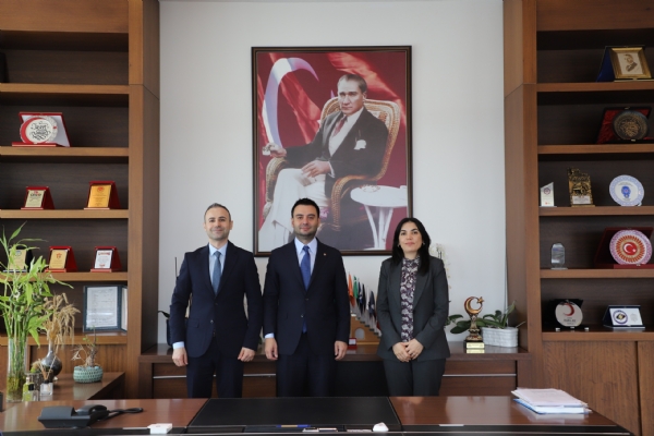 37. Vergi Haftası Kapsamında Çorlu Vergi Dairesi´nden Çorlu Ticaret ve Sanayi Odası Yönetim Kurulu Başkanı İzzet VOLKAN´a Ziyaret