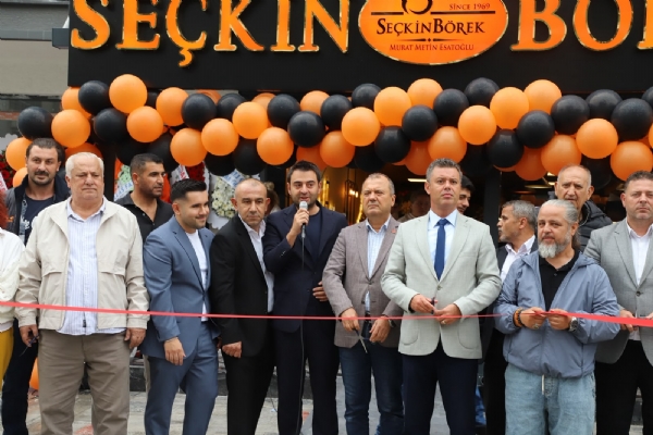 Yönetim Kurulu Başkanı İzzet VOLKAN, Seçkin Börek´in Açılışına Katılım Sağladı