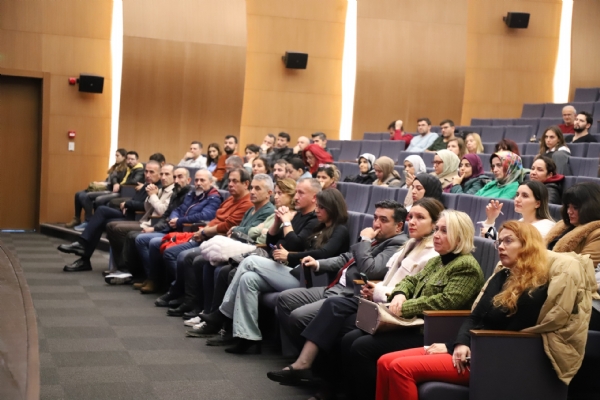 orlu Ticaret ve Sanayi Odas ve  orlu le Milli Eitim Mdrl  Birliinde Dzenlenen Yapay Zeka Semineri Gerekleti